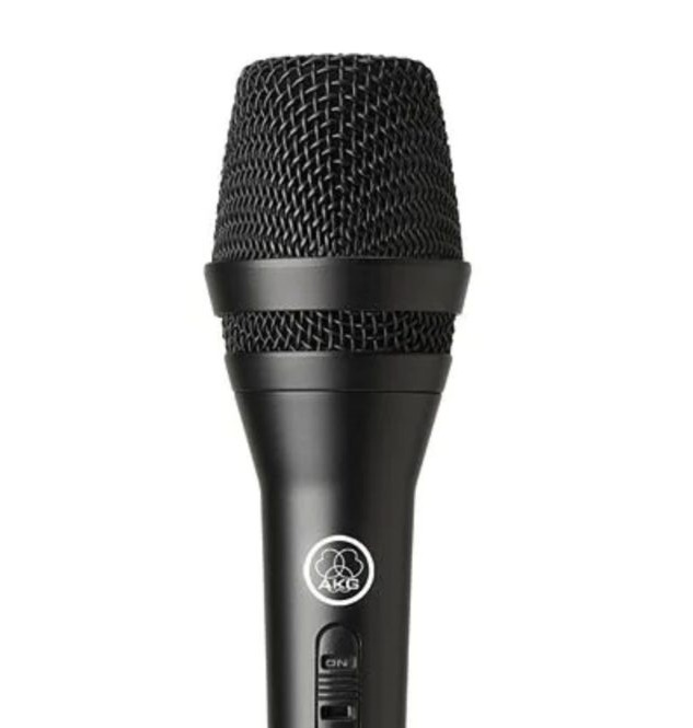 AKG P5S
